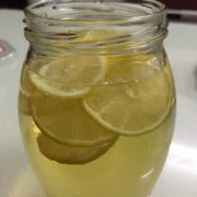 如何自己做蜂蜜柠檬汁（自己做蜂蜜柠檬茶怎么做窍门）