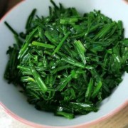 保持韭菜鲜香翠绿的方法-韭菜做菜如何保持绿色