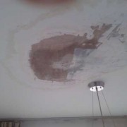 室内屋顶漏水怎么处理