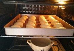 家庭如何制作小面包_家庭如何制作面包简单方法