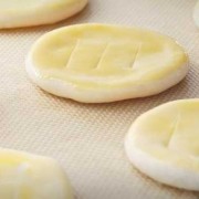 怎样制作酥油皮 如何制作油炸酥皮