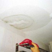 洗手间房顶漏水怎么办,洗手间屋顶滴水 