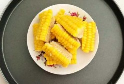玉米如何切块不碎 玉米如何切块