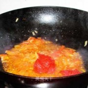  西红柿如何煸出红油「西红柿怎么炒出红油」