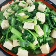 小油菜炖豆腐的做法窍门 如何做小油菜炖豆腐