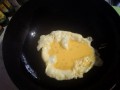 煮熟鸡蛋如何做菜（煮熟鸡蛋如何做菜好吃）