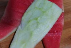  如何做绿西瓜「西瓜绿衣怎么吃」