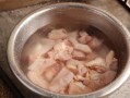 鸡肉如何冷水去腥味_鸡肉去腥味用冷水还是热水