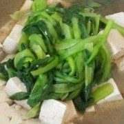 油菜炖豆腐怎么做好吃窍门 如何做油菜炖豆腐