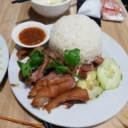 泰国猪脚饭做法视频-泰国猪脚饭如何做法