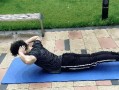  什么运动能练腰部力量「做什么运动能锻炼腰部力量」