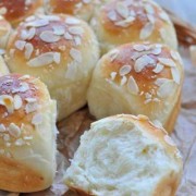 超柔软面包的做法 如何做柔软细腻的面包