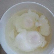 如何制作水煮荷包蛋,水煮荷包蛋的技巧 