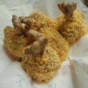 鸡腿怎样裹面粉面包糠过程怎样做-鸡腿如何沾面包糠