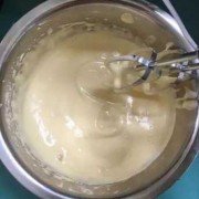 如何打发鸡蛋黄（打发蛋黄的技巧的视频）
