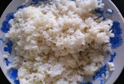 如何防止饭变馊_怎么防止米饭发酸