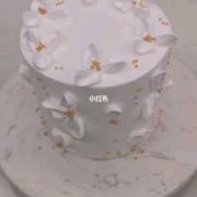 白色蛋糕做法 如何做白色淋面蛋糕