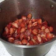 草莓果酱是怎么做的