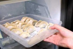 如何保存刚包好的饺子皮不破-如何保存刚包好的饺子