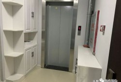电梯太小家具怎么办（电梯太小了）