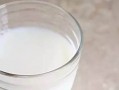 如何让牛奶变成白脱牛奶