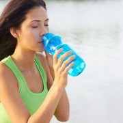 运动时喝什么水最好（运动时喝什么水最好减肥）