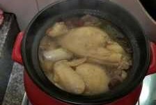  如何煲好一锅鸡汤「如何煲好一锅鸡汤呢」