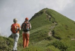 爬山锻炼什么能力 爬山训练是什么原因