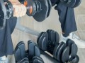哑铃健身能练到什么程度-哑铃肌肉训练可以练成什么样