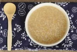 炒米茶如何制作方法-如何炒炒米茶比较酥脆