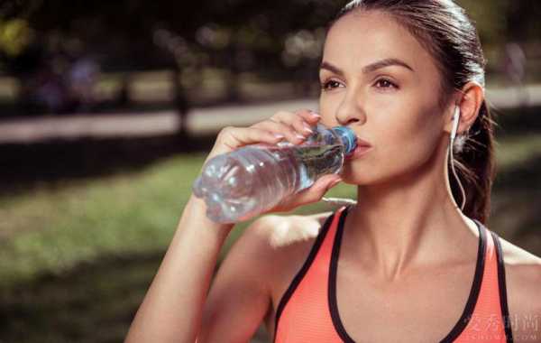 健身为什么大量饮水（健身时大量饮水）  第1张
