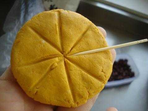 红豆南瓜饼的制作方法步骤  第1张