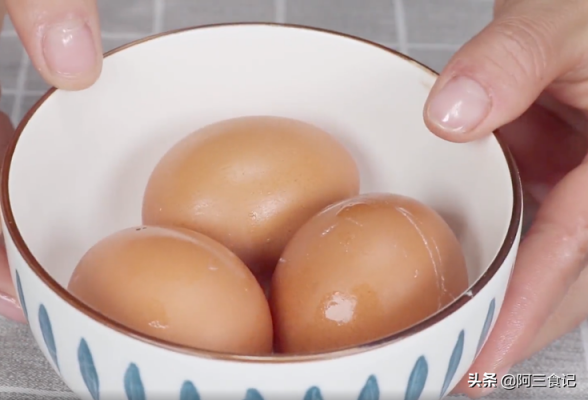  纯鸡蛋块如何制作「鸡蛋块怎么制作」 第1张